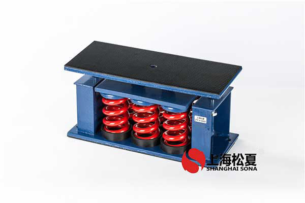 柴油發(fā)電機<a href='http://www.24hon.com.cn' target='_blank'><u>彈簧減震器</u></a>就是指傳動裝置+發(fā)電機組